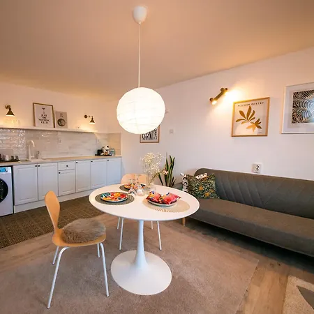 Saint George Apartament *