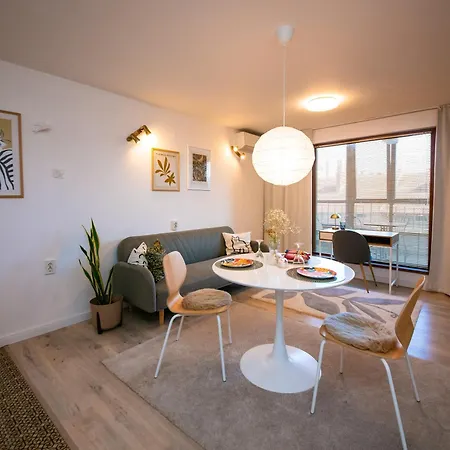 Saint George Apartment *