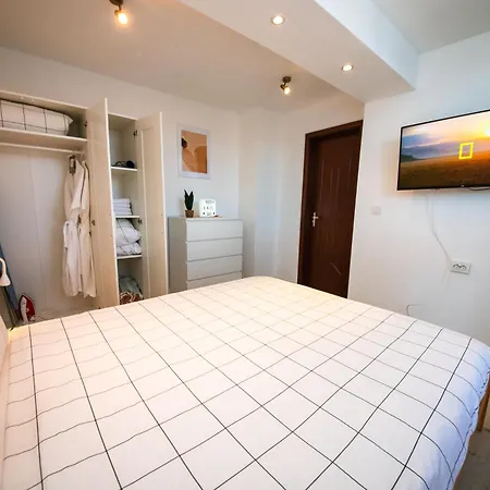 Saint George Apartment